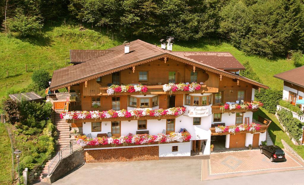 Landhaus Granat Mayrhofen Extérieur photo